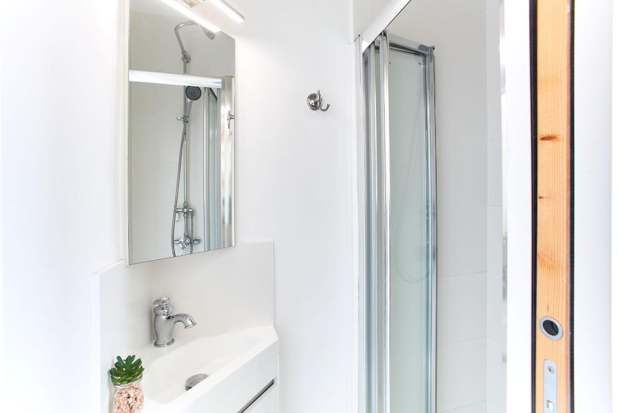 Montmartre & Rue Durantin - 1Br - Cityapartmentstay Paris Bagian luar foto